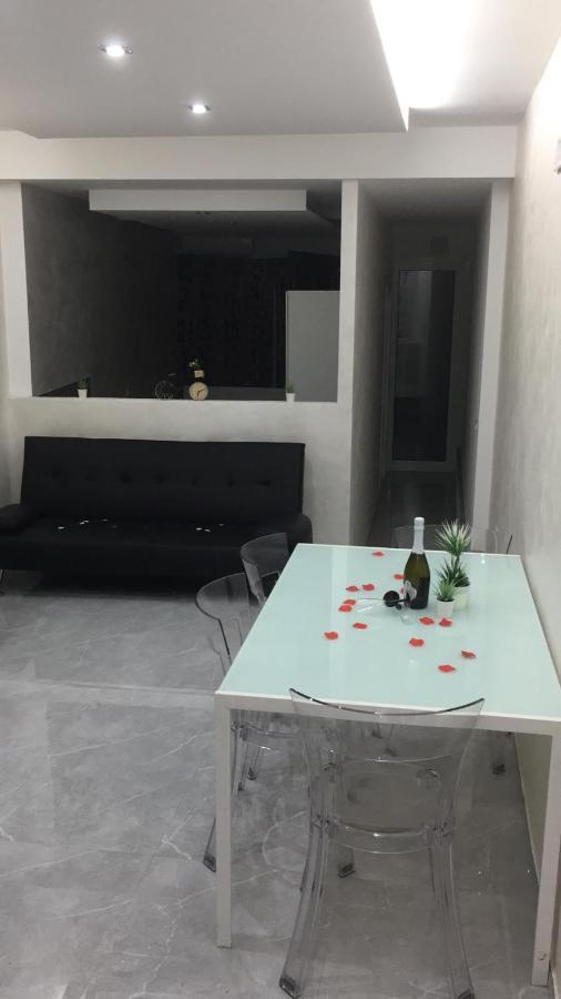 Le Rocce Nere Aparthotel Джардини Наксос Екстериор снимка